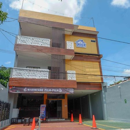 Reddoorz Plus Near Patung Kuda Undip Jatingaleh 외부 사진