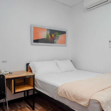 Reddoorz Plus Near Patung Kuda Undip Jatingaleh 외부 사진