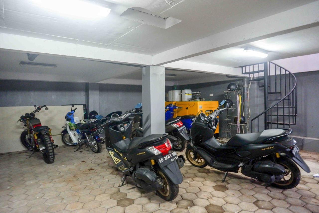 Reddoorz Plus Near Patung Kuda Undip Jatingaleh 외부 사진