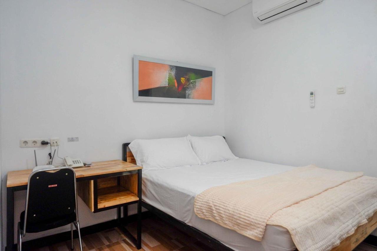 Reddoorz Plus Near Patung Kuda Undip Jatingaleh 외부 사진
