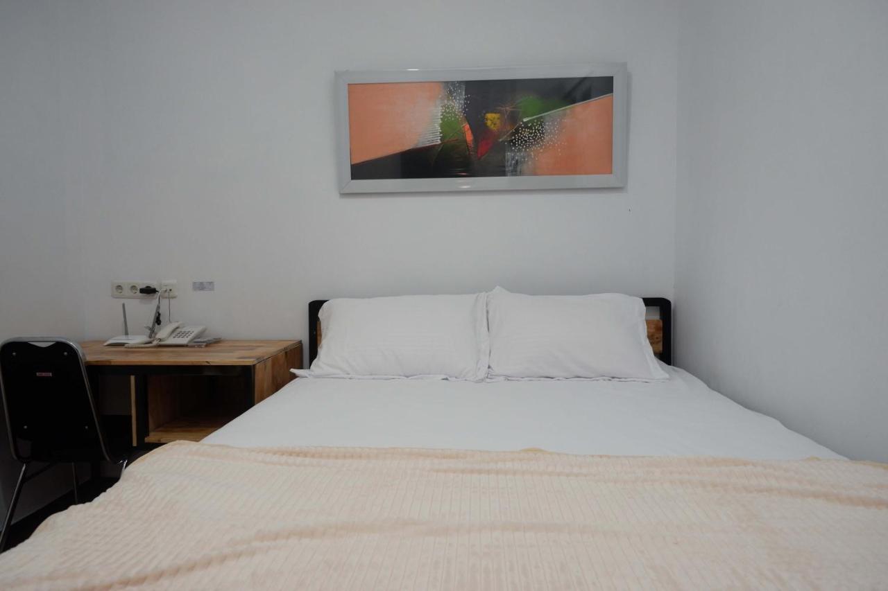 Reddoorz Plus Near Patung Kuda Undip Jatingaleh 외부 사진