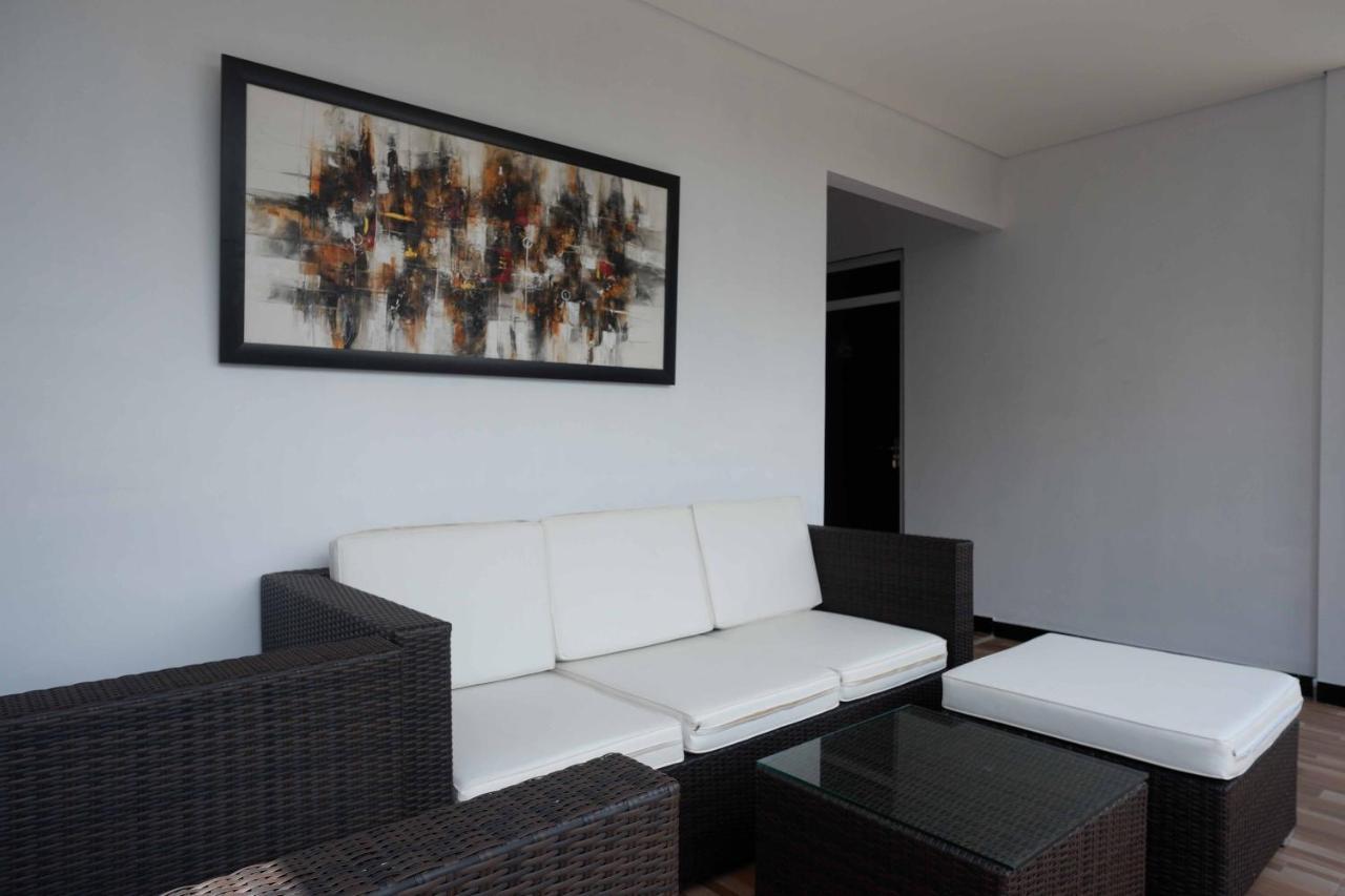 Reddoorz Plus Near Patung Kuda Undip Jatingaleh 외부 사진